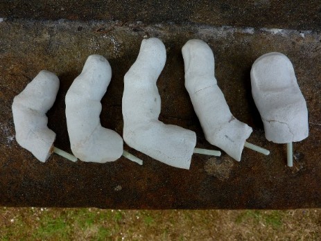 Grande statua marmorea collocata in esterno raffigurante S. Fiacre, Firenze 1696; fase del processo di restauro - Large marble statue was located in external representing St. Fiacre, Florence 1696, step the restoration process